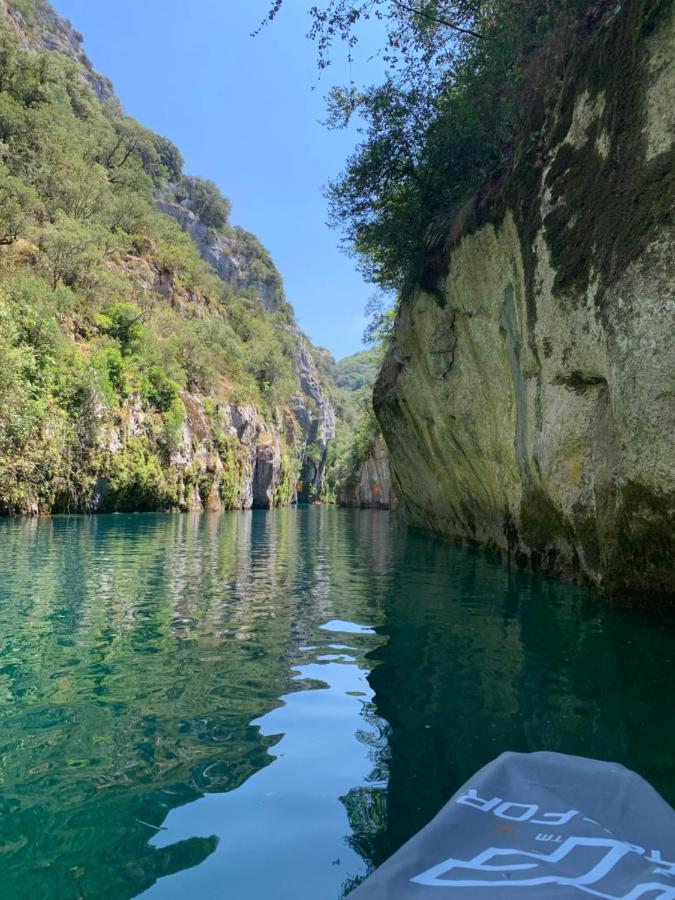 coin de paradis le repos des chênes Régusse Exterior foto
